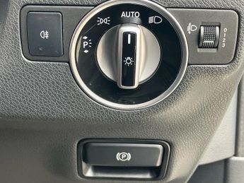 Mercedes-Benz Gla GLA 220d 4Matic AMG Line 5dr Auto [Executive]