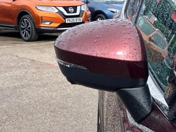 Nissan Qashqai 1.3 DiG-T MH 158 N-Connecta 5dr Xtronic