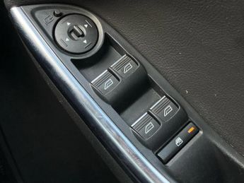 Ford Focus 2.0T EcoBoost ST-3 5dr