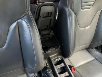 Ford Focus 2.0T EcoBoost ST-3 5dr