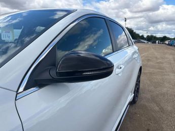 Kia Ceed 1.5T GDi ISG 138 GT-Line 5dr