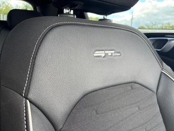 Kia Ceed 1.5T GDi ISG 138 GT-Line 5dr