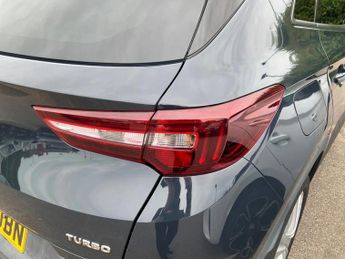Vauxhall Grandland X 1.2 Turbo Tech Line Nav 5dr