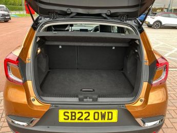 Renault Captur 1.3 TCE 140 SE Edition 5dr EDC