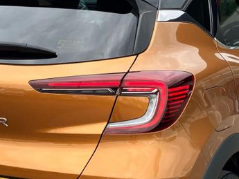 Renault Captur 1.3 TCE 140 SE Edition 5dr EDC