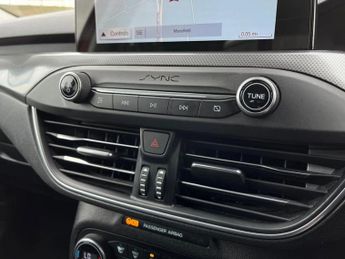 Ford Focus 1.0 EcoBoost 125 Titanium X 5dr