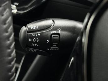 Peugeot 2008 1.2 PureTech Active 5dr