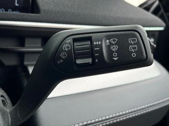 Ford Mustang Mach-E 198kW Select 70kWh RWD 5dr Auto