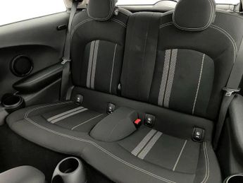 Mini Hatch 2.0 Cooper S Classic II 3dr Auto
