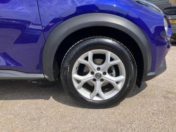 Nissan Juke 1.0 DiG-T 114 N-Connecta 5dr DCT
