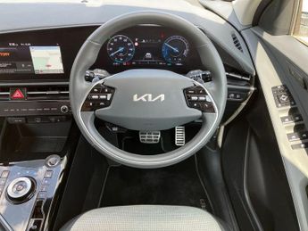 Kia Niro 150kW 4 65kWh 5dr Auto