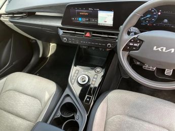 Kia Niro 150kW 4 65kWh 5dr Auto
