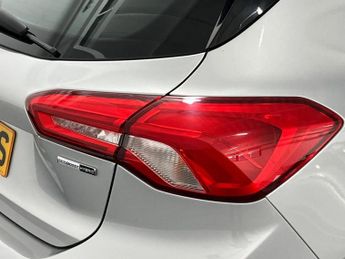 Ford Focus 1.0 EcoBoost Hybrid mHEV 125 Titanium Edition 5dr