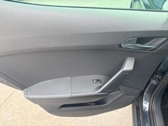 SEAT Arona 1.0 TSI 115 FR Sport 5dr
