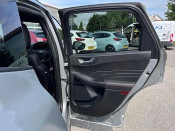 Ford Kuga 2022.00 Ford Kuga 2.5 Duratec PHEV ST-Line 5dr Auto 225PS