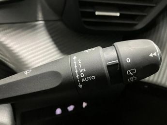 Peugeot 208 100kW Allure 50kWh 5dr Auto