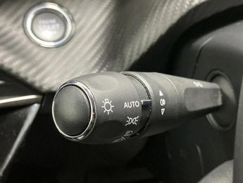 Peugeot 208 100kW Allure 50kWh 5dr Auto