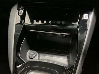 Peugeot 208 100kW Allure 50kWh 5dr Auto