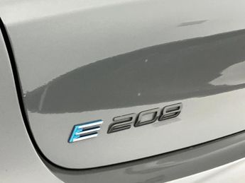 Peugeot 208 100kW Allure 50kWh 5dr Auto