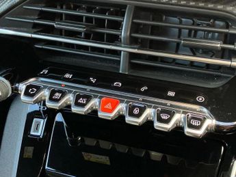 Peugeot 208 100kW GT Premium 50kWh 5dr Auto