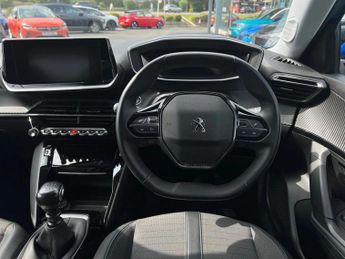Peugeot 2008 1.2 PureTech Allure Premium 5dr