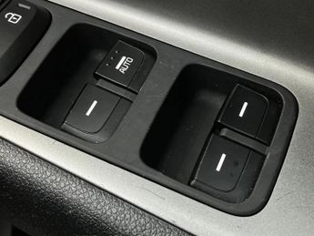 Kia Niro 1.6 GDi Hybrid 2 5dr DCT