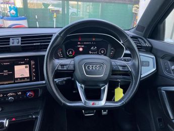 Audi Q3 35 TFSI Black Edition 5dr S Tronic
