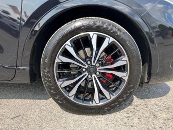 Ford Kuga 2.5 FHEV ST-Line X Edition 5dr CVT