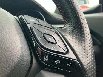Toyota C-HR 1.8 Hybrid GR Sport 5dr CVT