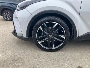 Toyota C-HR 1.8 Hybrid GR Sport 5dr CVT