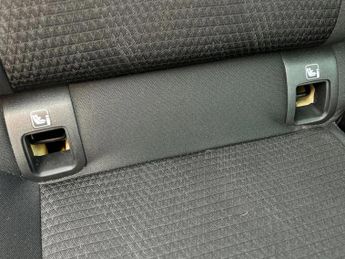 Nissan Qashqai 1.3 DiG-T MH 158 N-Connecta 5dr Xtronic