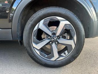 Nissan Qashqai 1.3 DiG-T MH 158 N-Connecta 5dr Xtronic