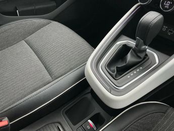Renault Clio 1.6 E-TECH full hybrid 145 Techno 5dr Auto