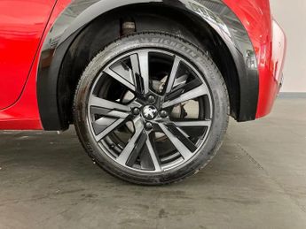 Peugeot 208 1.2 PureTech 130 GT 5dr EAT8