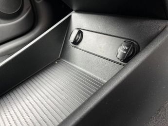 Hyundai Kona 150kW Premium 64kWh 5dr Auto