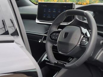 Peugeot 2008 115kW GT 54kWh 5dr Auto