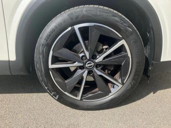 Nissan Qashqai 1.3 DiG-T MH 158 Tekna 5dr Xtronic
