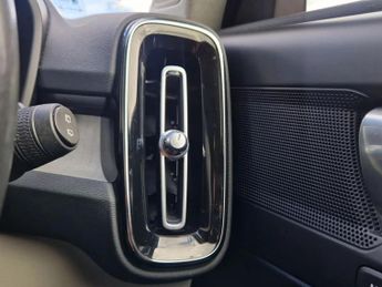 Volvo Xc40 1.5 T3 [163] Inscription Pro 5dr Geartronic