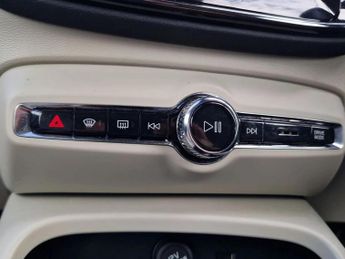 Volvo Xc40 1.5 T3 [163] Inscription Pro 5dr Geartronic