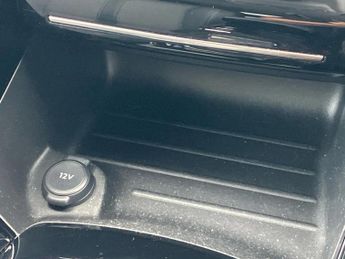 Peugeot 208 1.2 PureTech 100 Allure Premium + 5dr EAT8