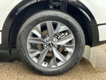 Kia Sportage 1.6T GDi 207 HEV GT-Line 5dr Auto