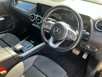 Mercedes-Benz Gla GLA 220d 4Matic AMG Line 5dr Auto