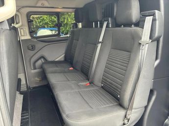 Ford Transit Custom Dciv 320 2.0 EcoBlue 170ps LWB D/Cab Limited Auto