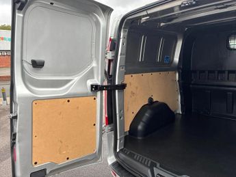 Ford Transit Custom Dciv 320 2.0 EcoBlue 170ps LWB D/Cab Limited Auto