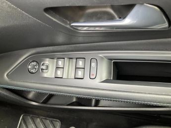 Peugeot 3008 1.5 BlueHDi Allure 5dr EAT8