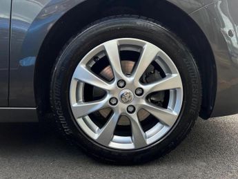 Vauxhall Corsa 1.2 Turbo Elite Nav 5dr Auto