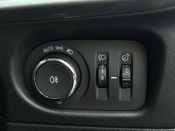 Vauxhall Mokka 100kW Design 50kWh 5dr Auto