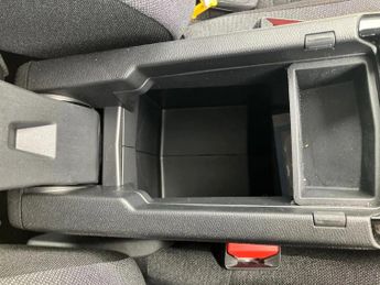 Peugeot 208 1.2 PureTech 100 Active Premium 5dr EAT8