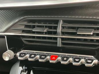 Peugeot 2008 1.2 PureTech 130 Allure Premium 5dr EAT8