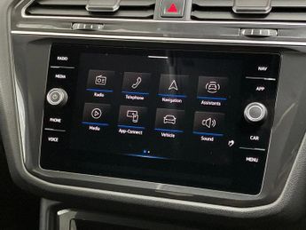 Volkswagen Tiguan Allspace 1.5 TSI Life 5dr DSG